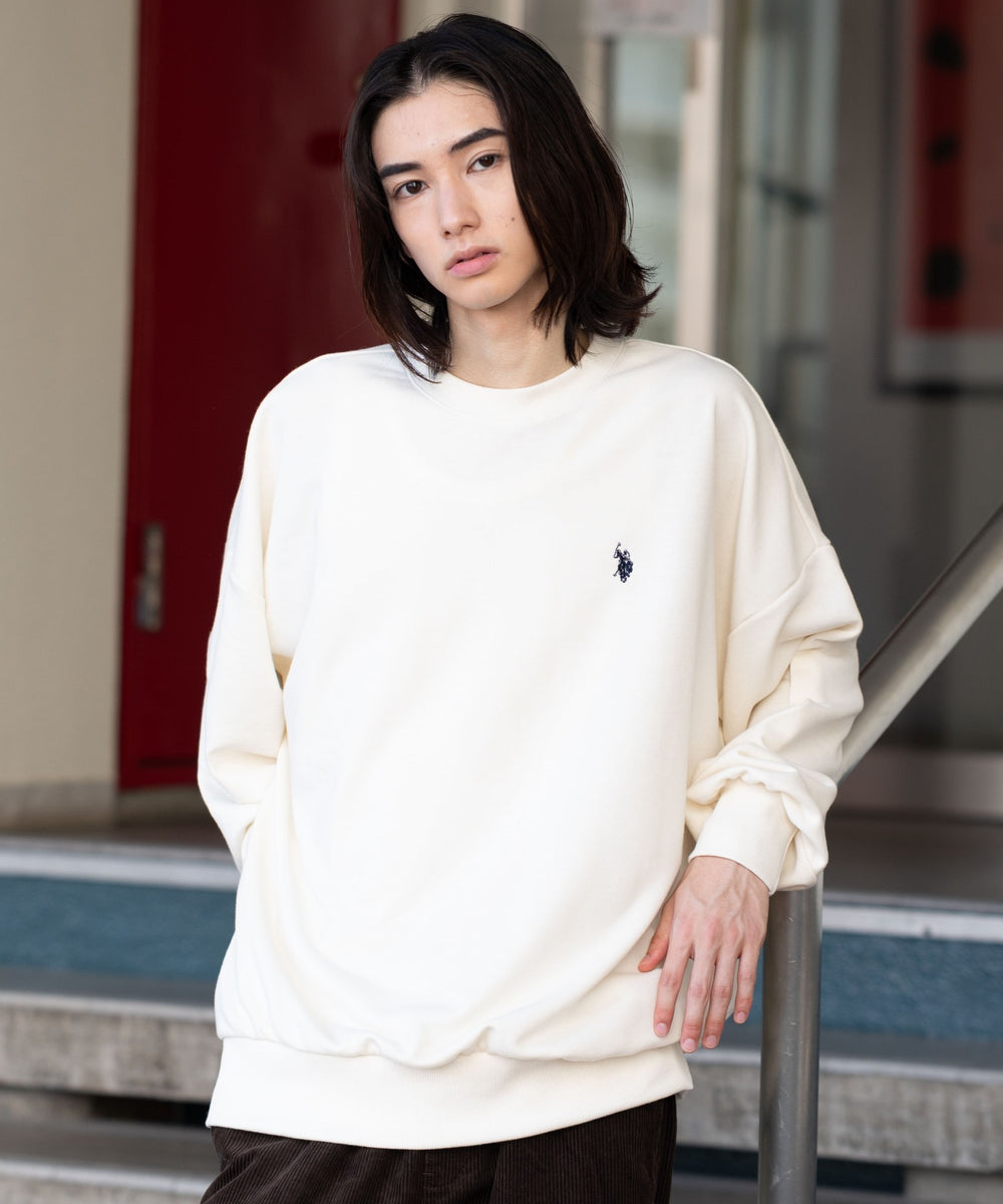 オフホワイト モデル：180cm L着用