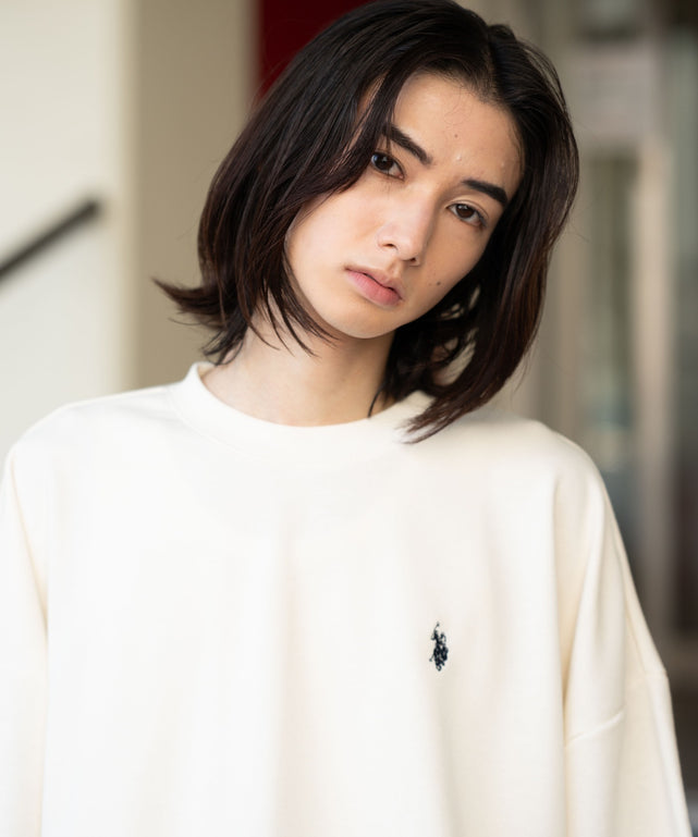 オフホワイト モデル：180cm L着用