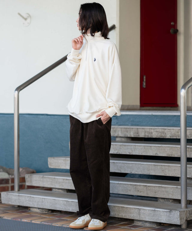 オフホワイト モデル：175cm L着用