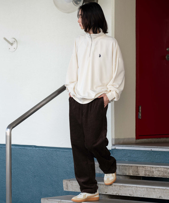 オフホワイト モデル：175cm L着用