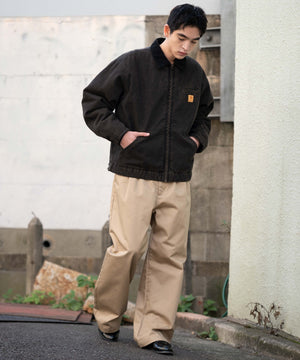 ベージュ モデル：180cm L着用