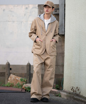 ベージュ モデル：180cm L着用