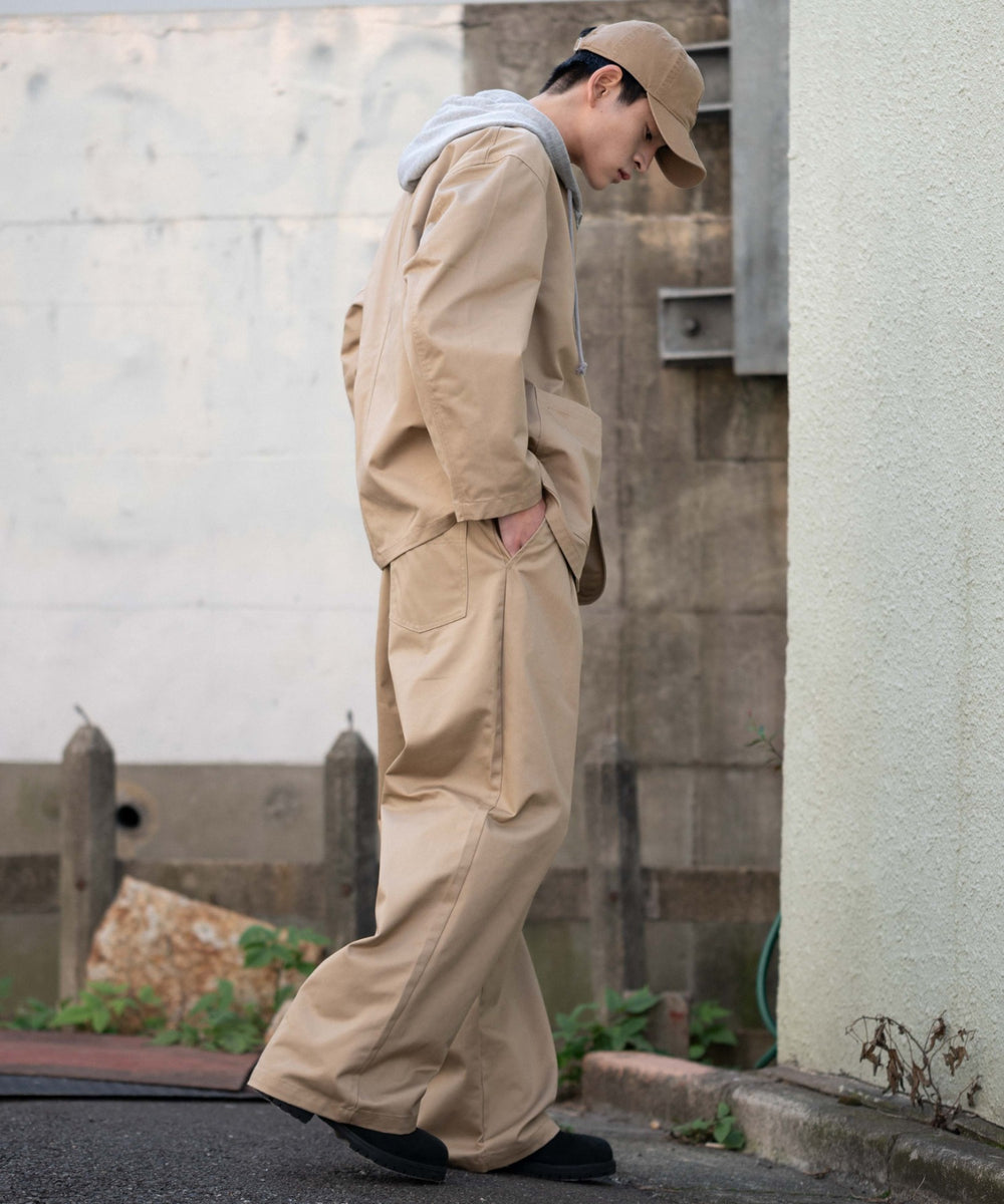 ベージュ モデル：180cm L着用