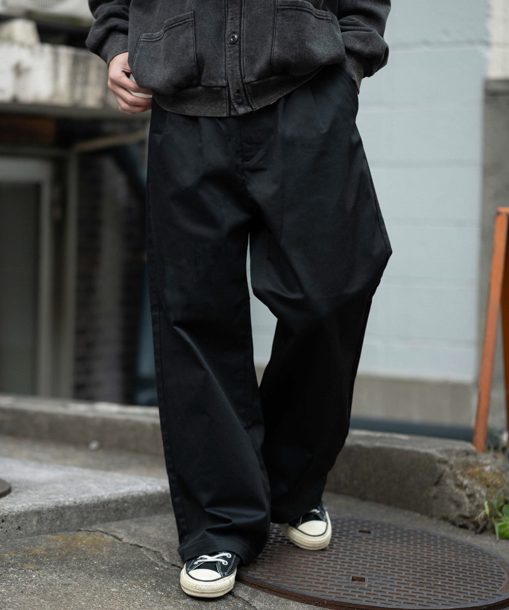 ブラック モデル：180cm L着用