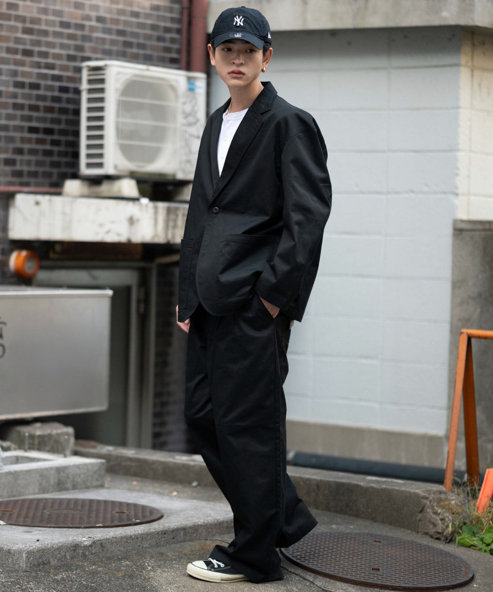 ブラック モデル：180cm L着用