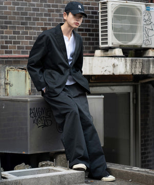 ブラック モデル：180cm L着用