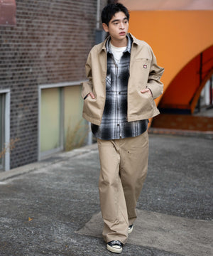 ベージュ モデル：180cm L着用