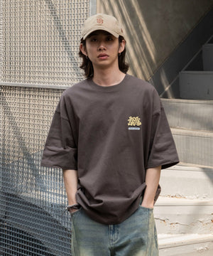 ブラウン　モデル175cm L着用