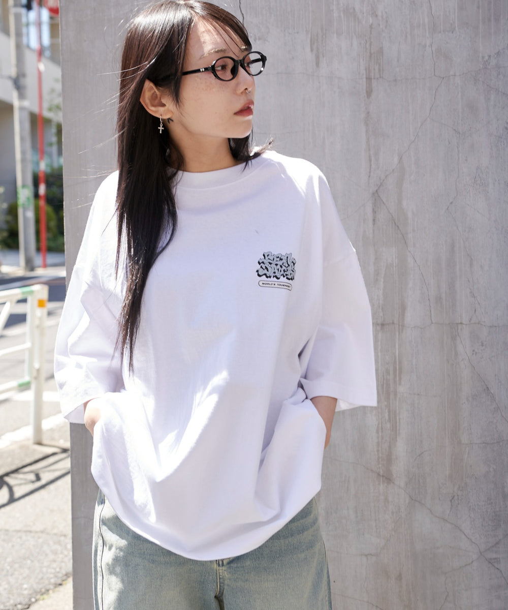 ホワイト　モデル159cm L着用