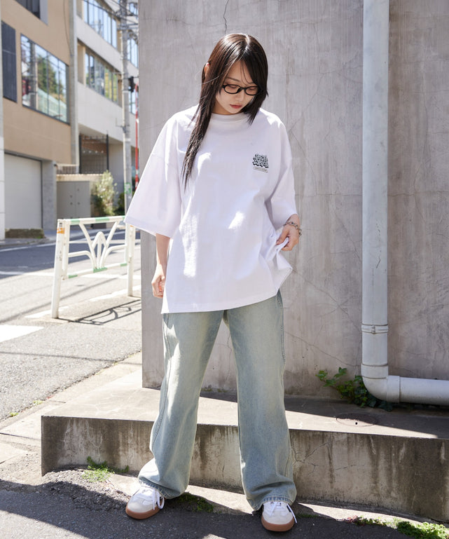 ホワイト　モデル159cm L着用