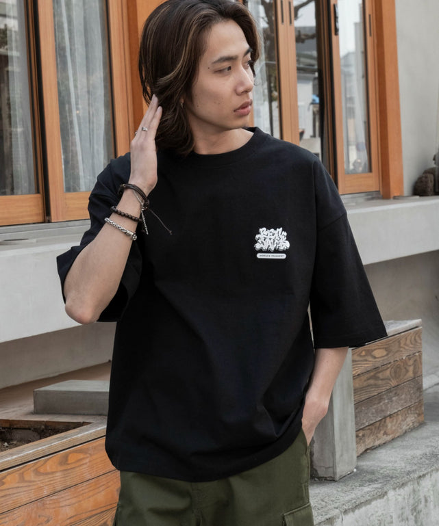 ブラック　モデル175cm L着用