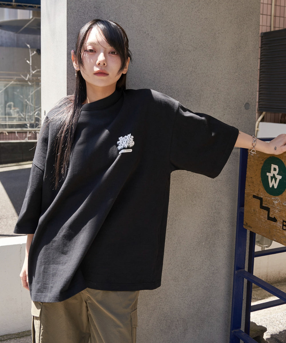 ブラック　モデル159cm L着用