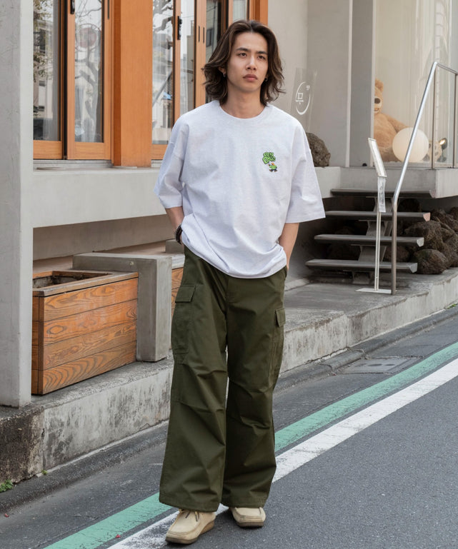 アッシュグレー　モデル:175cm L着用