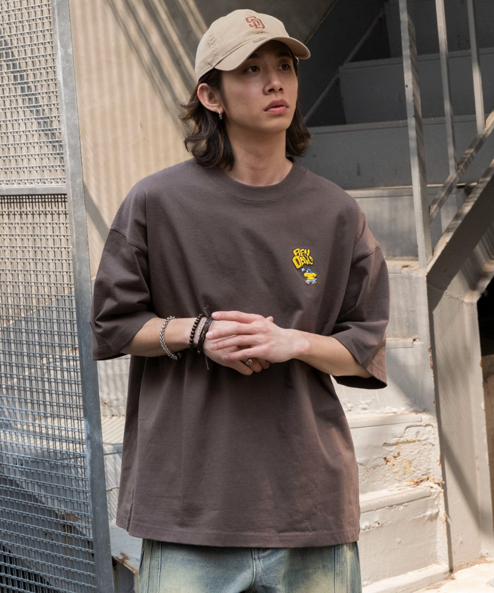 ブラウン　モデル:175cm L着用