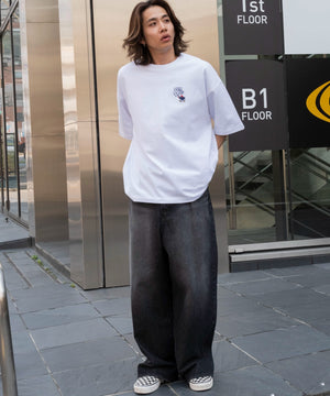 ホワイト　モデル:175cm L着用