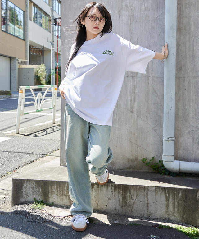 ホワイト　モデル:159cm L着用