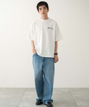 ホワイト モデル：180cm L着用