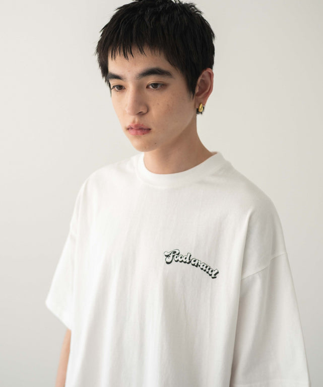 ホワイト モデル：180cm L着用