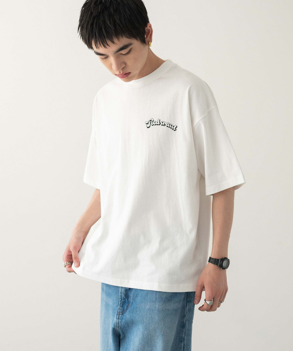 ホワイト モデル：180cm L着用