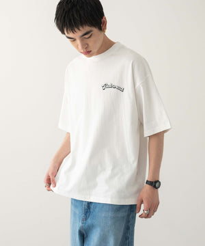 ホワイト モデル：180cm L着用