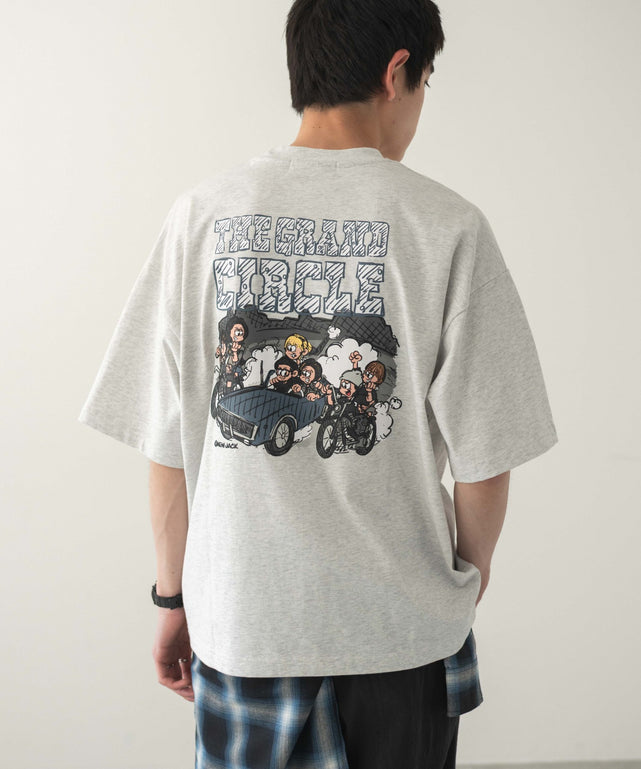 アッシュグレー モデル：180cm L着用