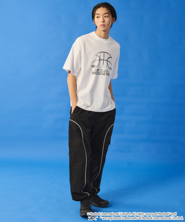 ホワイト　モデル:178cm M着用