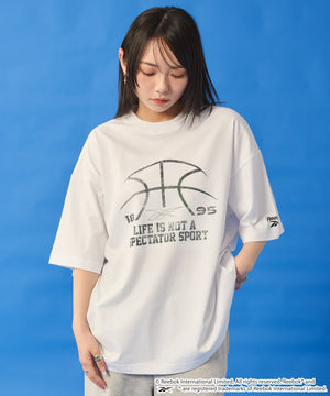 ホワイト　モデル:159cm M着用