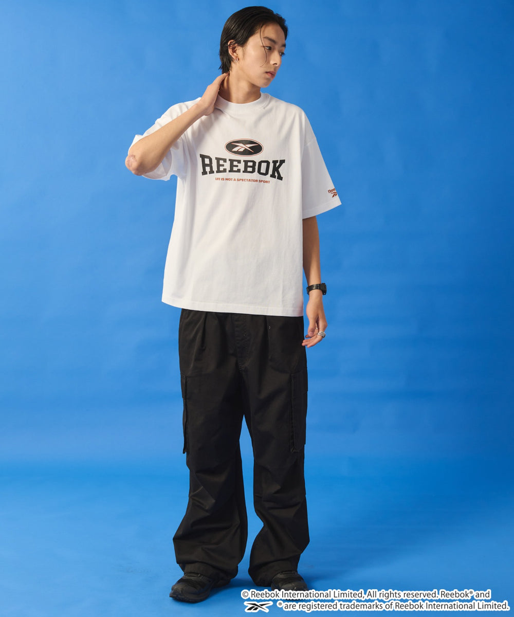 ホワイト　モデル:178cm M着用