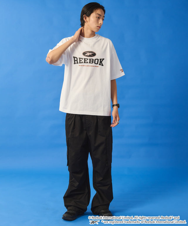 ホワイト　モデル:178cm M着用