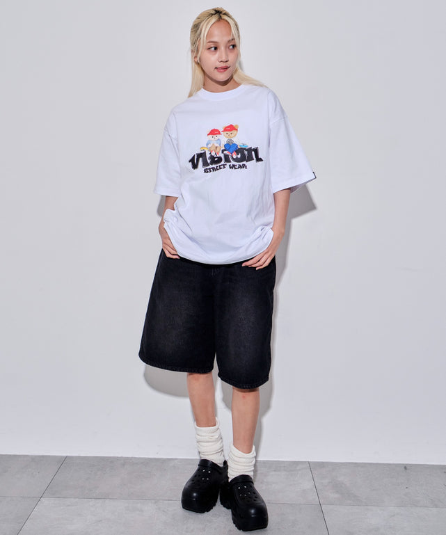 ホワイト モデル：172cm L着用