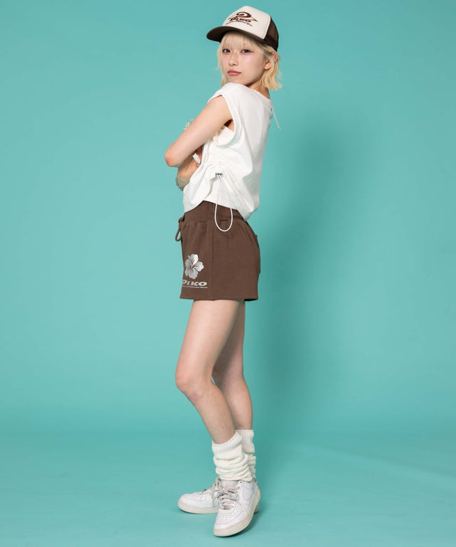 ブラウン　モデル:158cm F着用