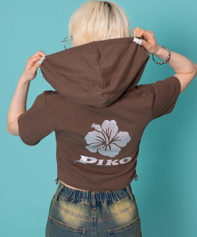 ブラウン　モデル:158cm F着用