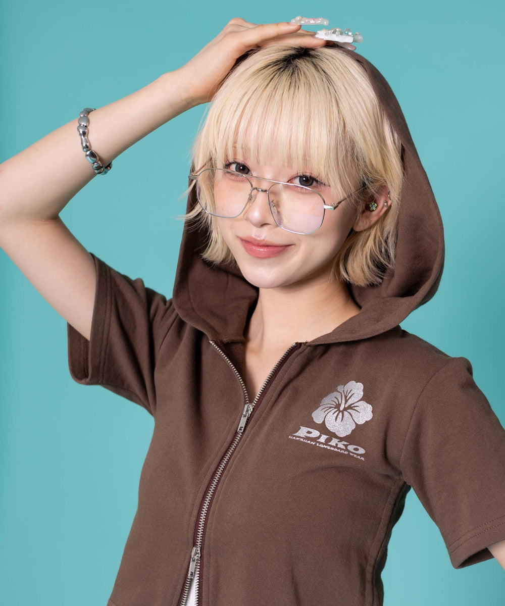 ブラウン　モデル:158cm F着用