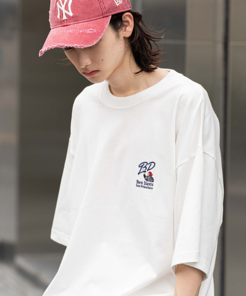 ホワイト モデル：175cm L着用