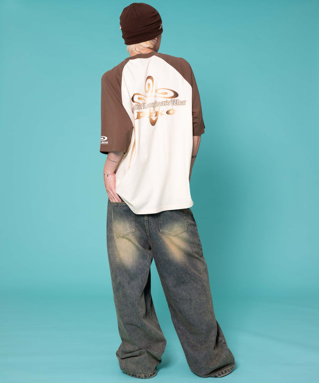 ブラウン　モデル:175cm L着用