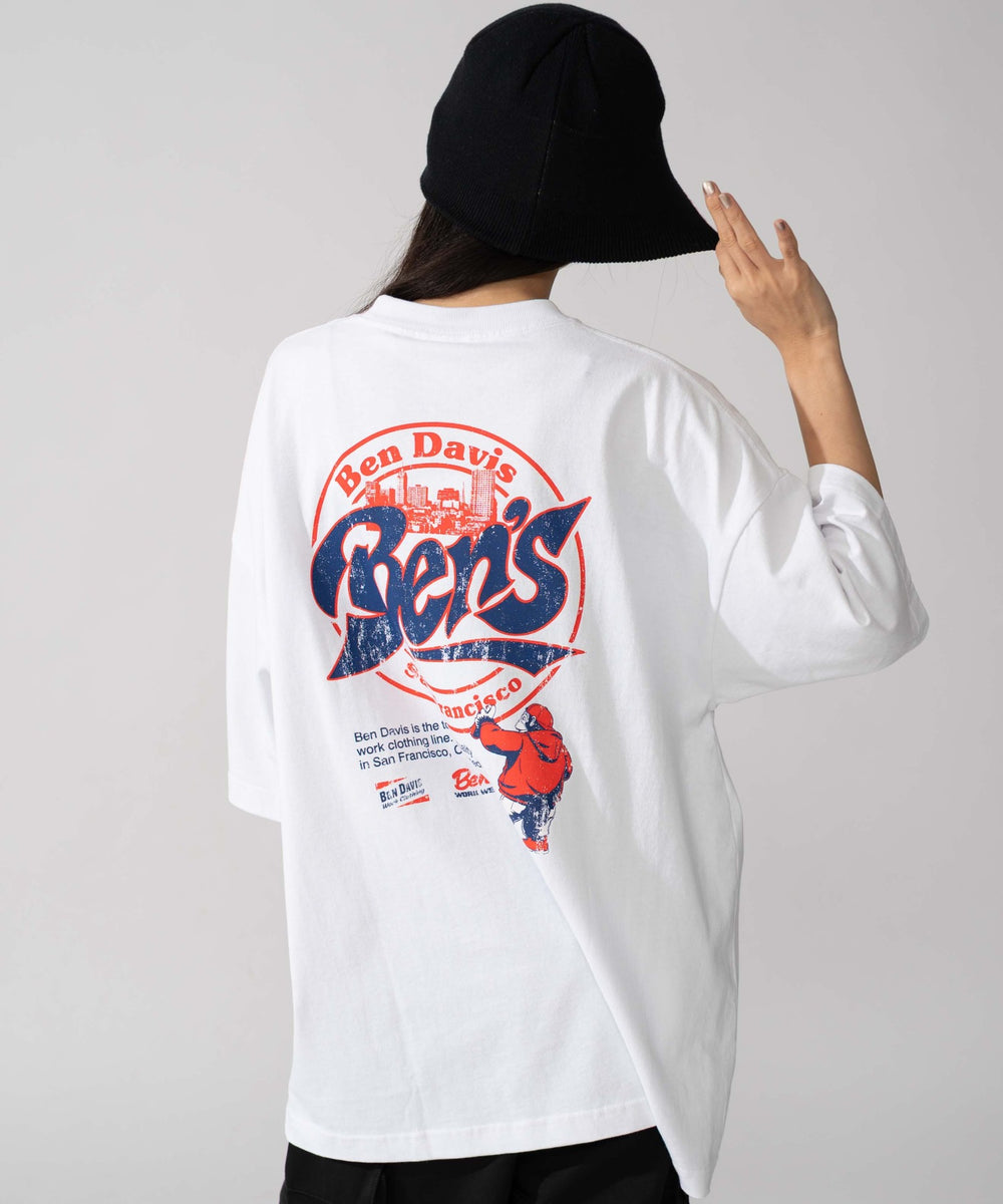 ホワイト モデル：161cm L着用