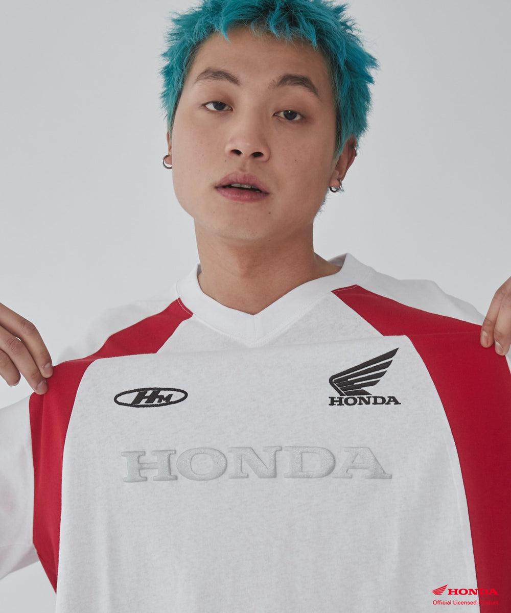 ホワイト　モデル:178cm L着用