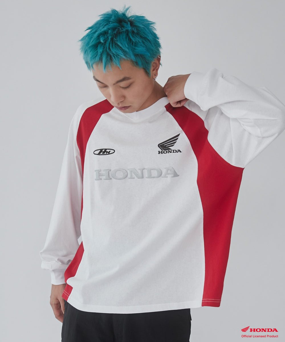 ホワイト　モデル:178cm L着用