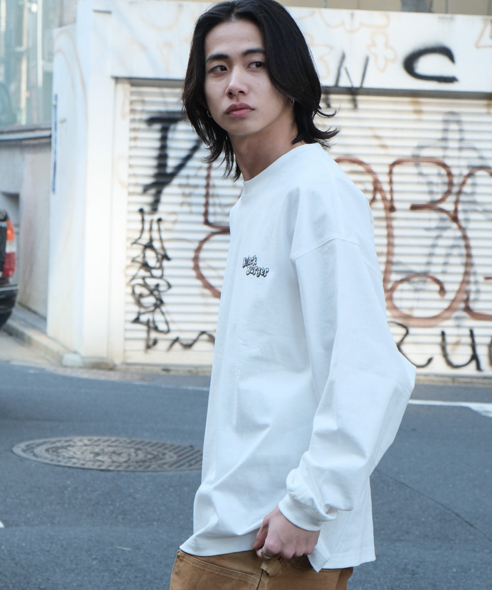 ホワイト モデル：175cm L着用