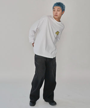 ホワイト　モデル：178㎝　L着用