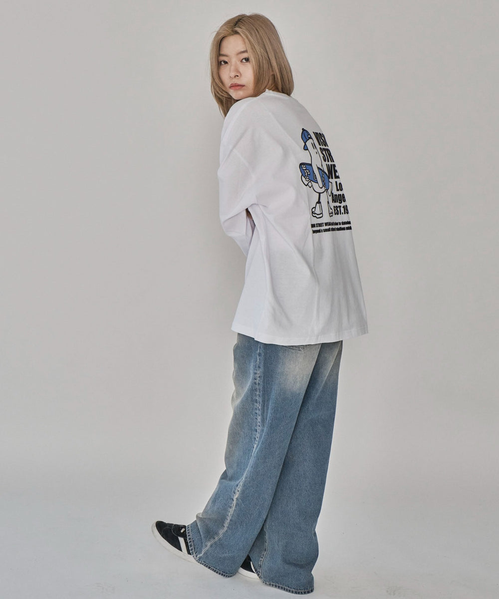 ホワイト　モデル：169㎝　L着用