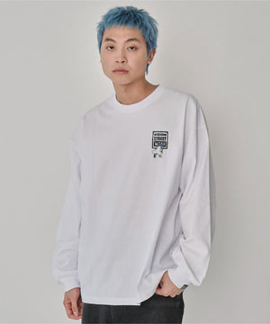 ホワイト　モデル：178㎝　L着用