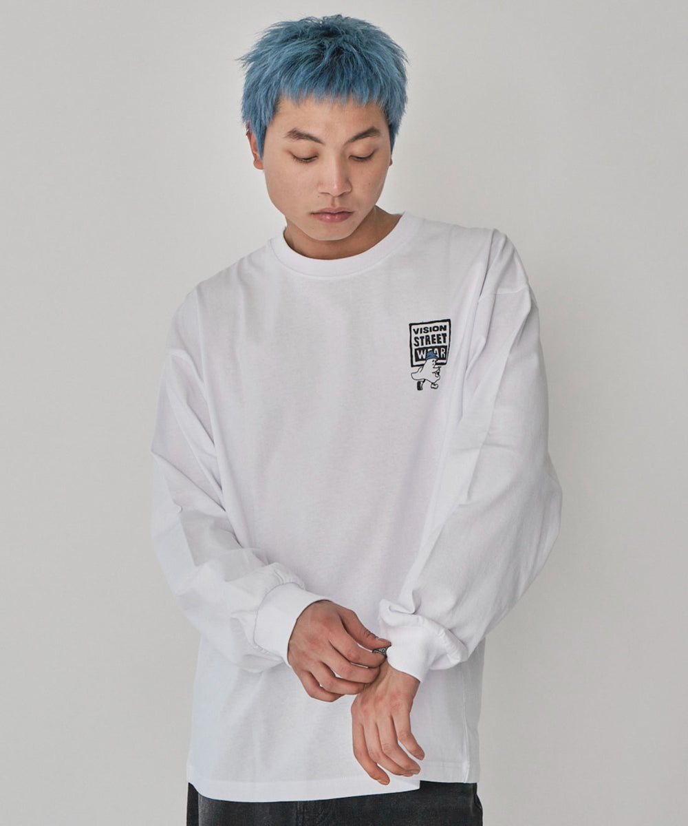 ホワイト　モデル：178㎝　L着用