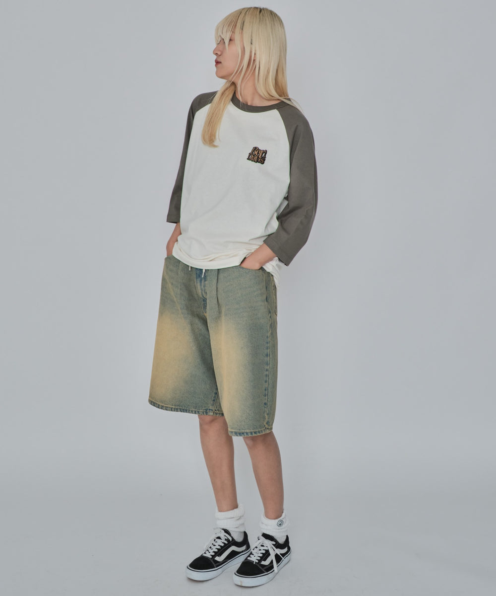 ホワイトアイボリー モデル：172cm L着用