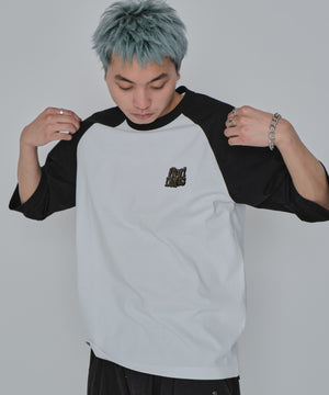 ホワイト モデル：178cm L着用