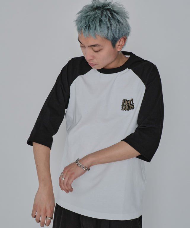 ホワイト モデル：178cm L着用