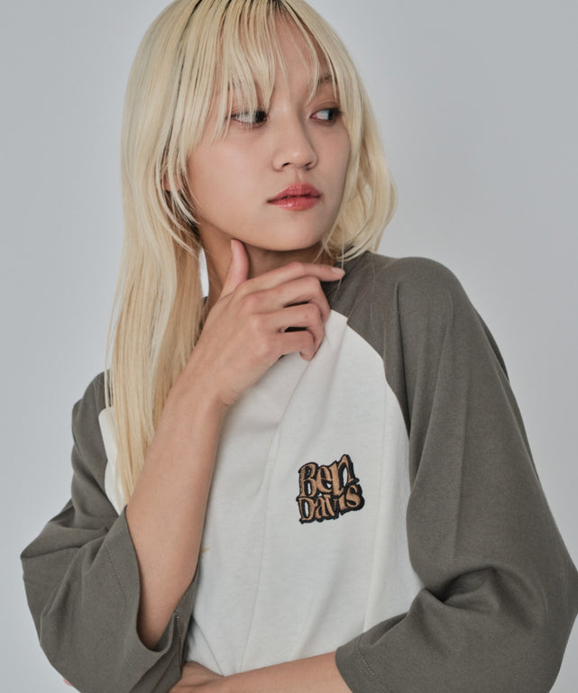 ホワイトアイボリー モデル：172cm L着用