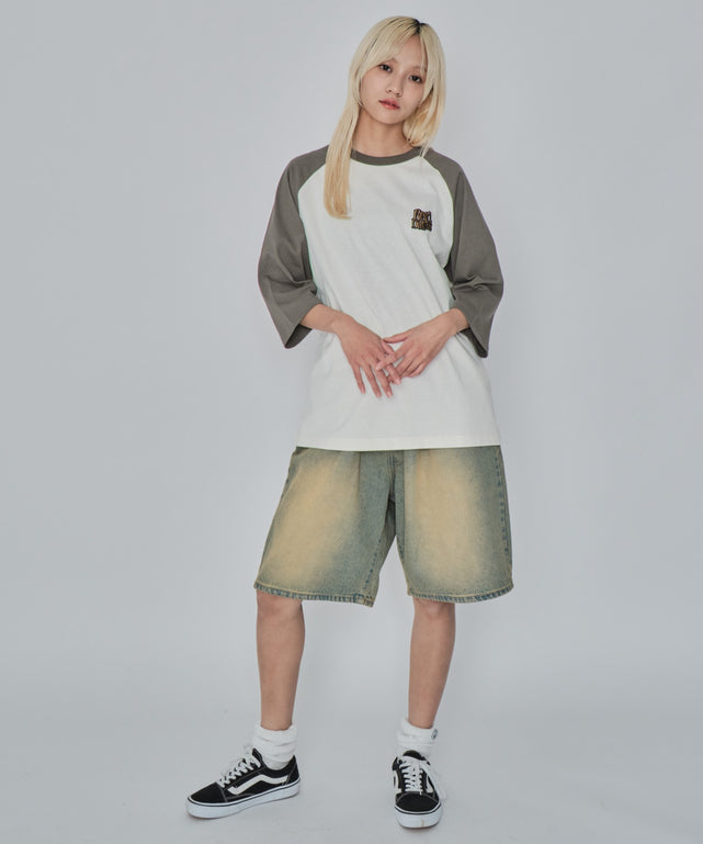 ホワイトアイボリー モデル：172cm L着用