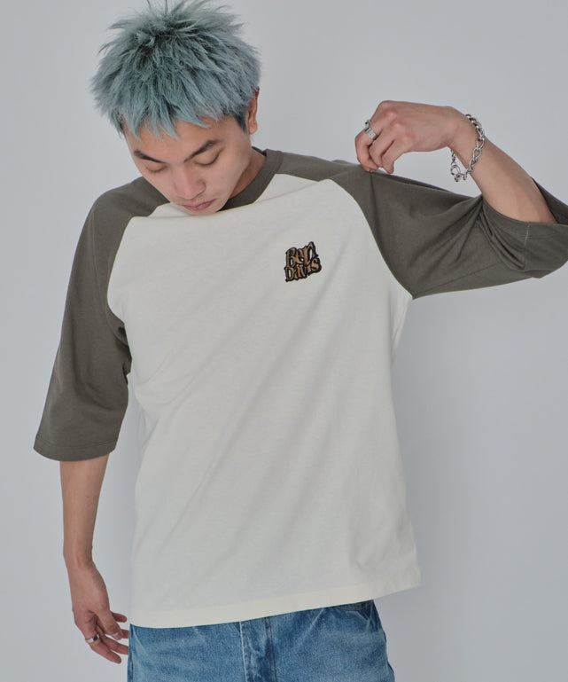 ホワイトアイボリー モデル：178cm L着用