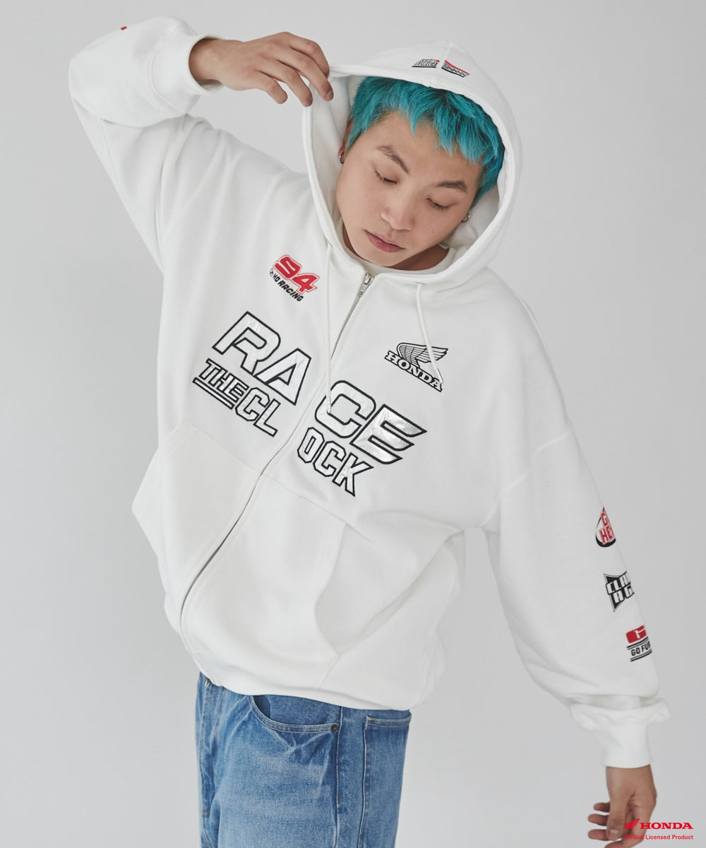 ホワイト モデル:178cm L着用